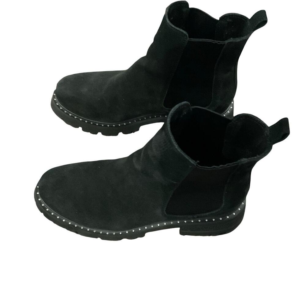 La Canadienne Caitlyn Suede Chelsea Waterproof Boots sz 8.5